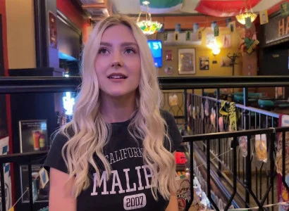 gã trai lạ ở bar trải nghiệm sự kết nối mãnh liệt không giới hạn